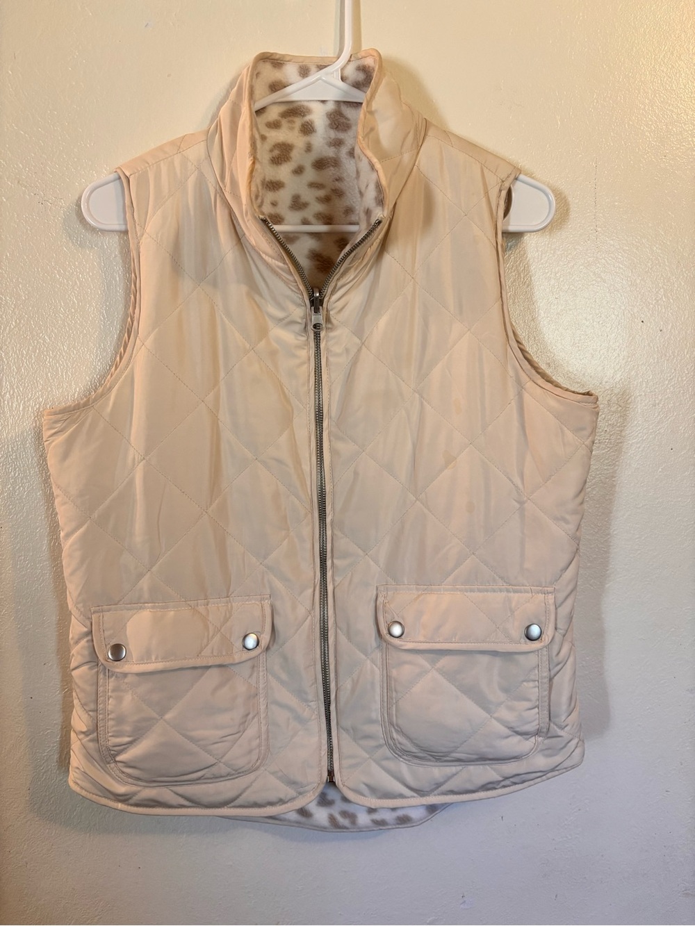 Reversible Cream Quilted / Snow Leopard Vest